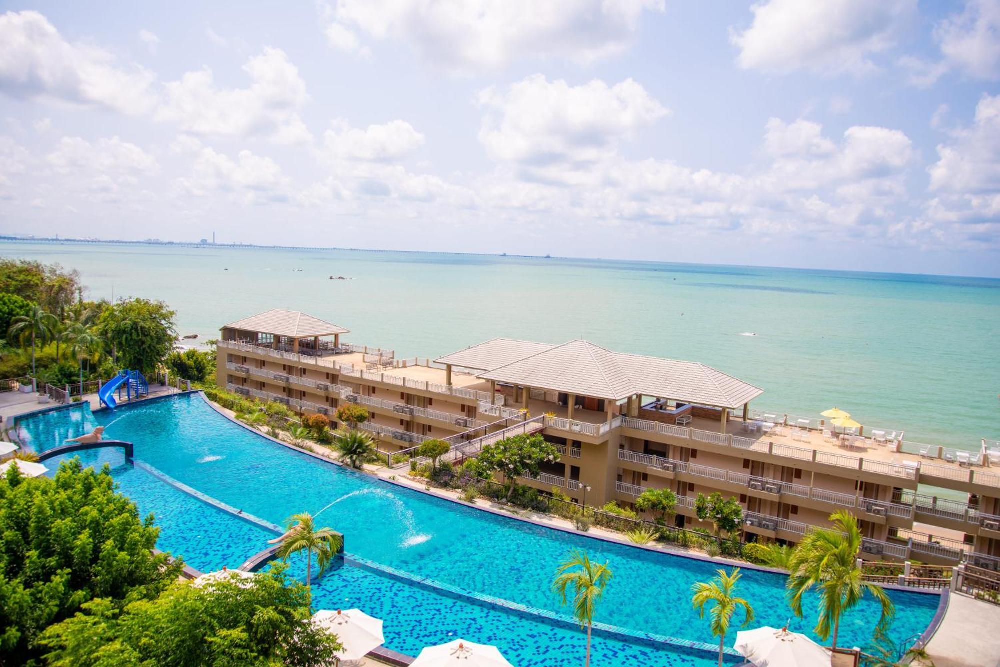 Royal Phala Cliff Beach Resort Бан-Чанг Экстерьер фото
